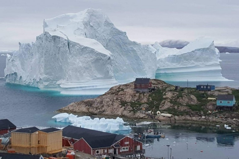 La température la plus froide enregistrée en Amérique a été mesurée à la station météorologique Summit au Groenland, atteignant -69,6 °C le 22 décembre 1991