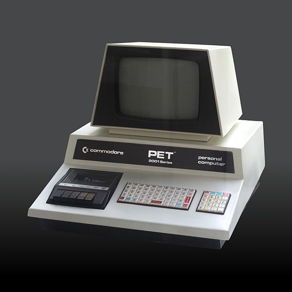 Commodore PET (sorti en octobre 1977)